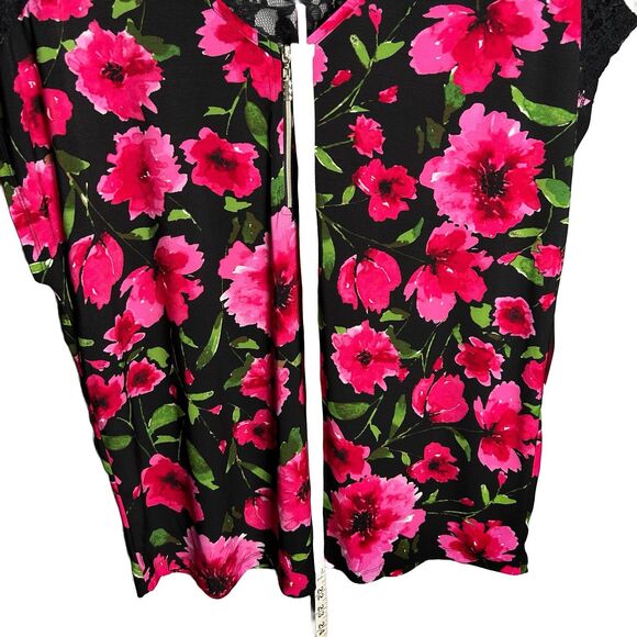 Sweet‎ Violet NWT Women’s XL Lace trim Floral Pattern Top - Picture 3 of 4